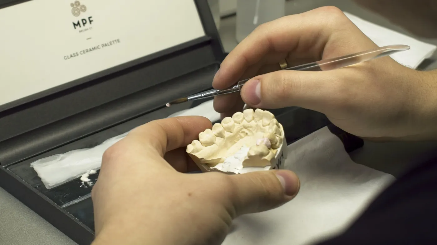 DSC 0521 Галант зуботехніки